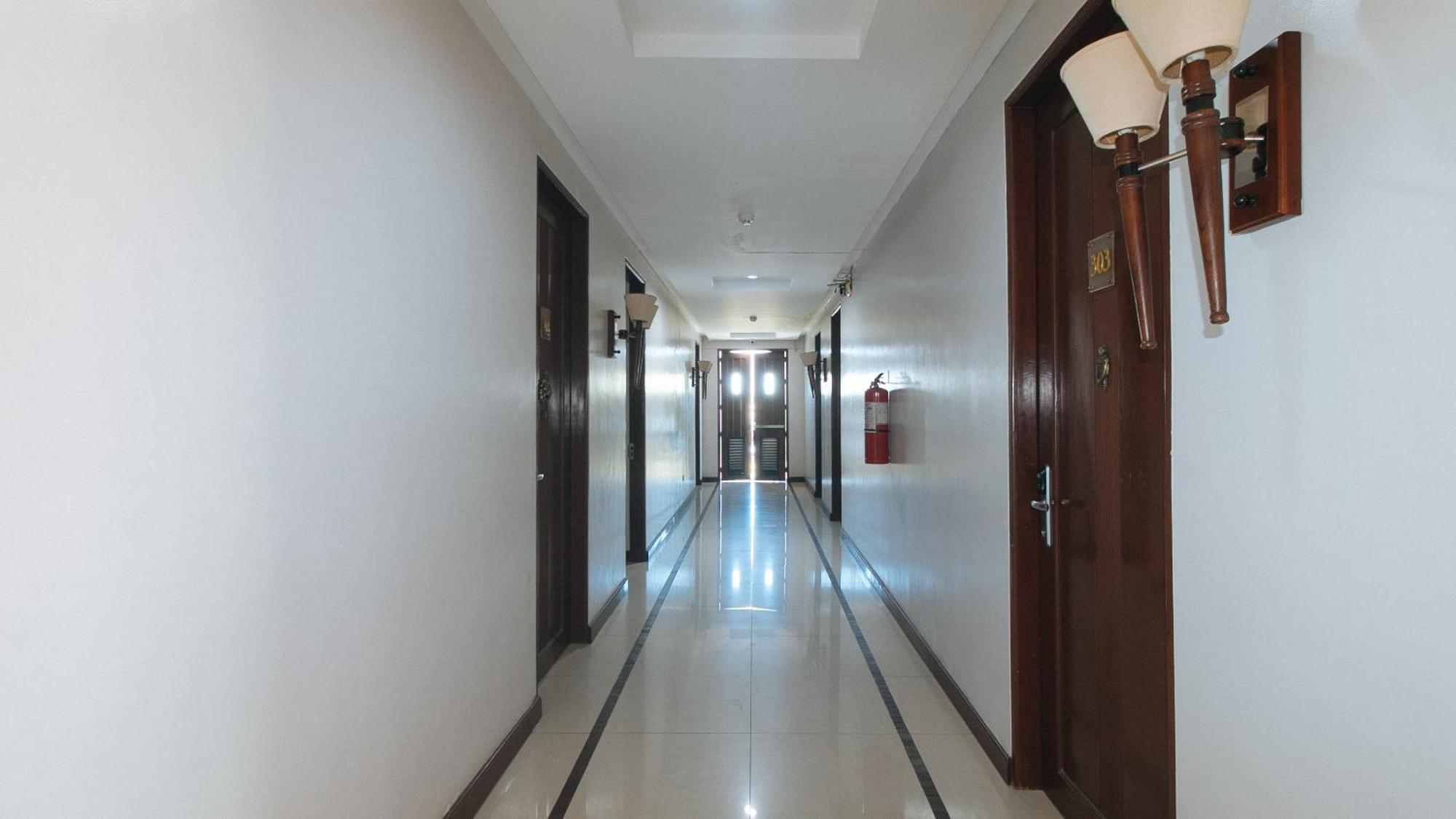 Bliss Hotel San Fernando Pampanga City Exteriör bild